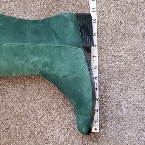 Like new! Vintage green genuine seude riding zip up boots - Picture 10 of 11
